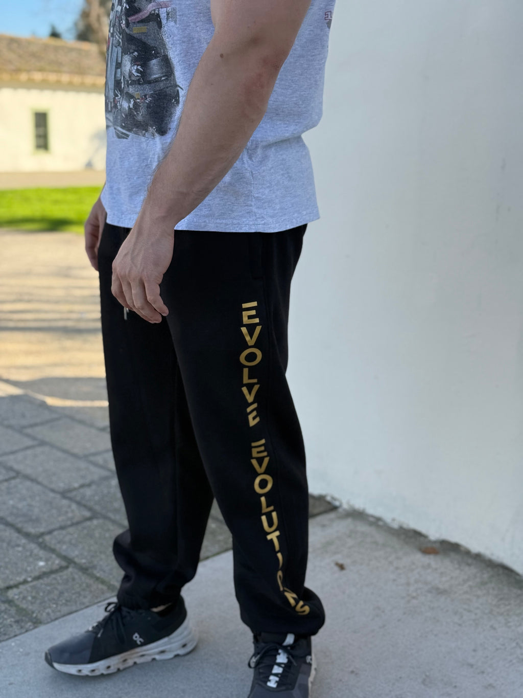 Evolve Sweatpants